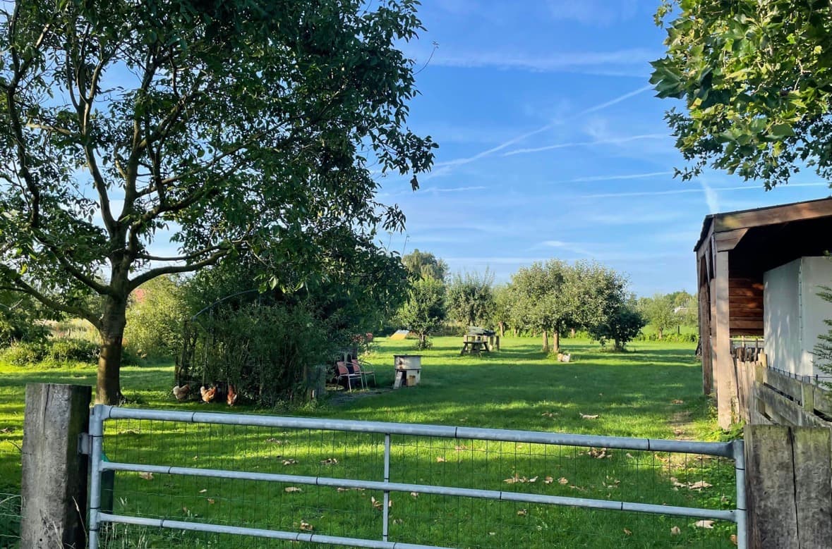Afgesloten te huren weiland Nijkerkerveen